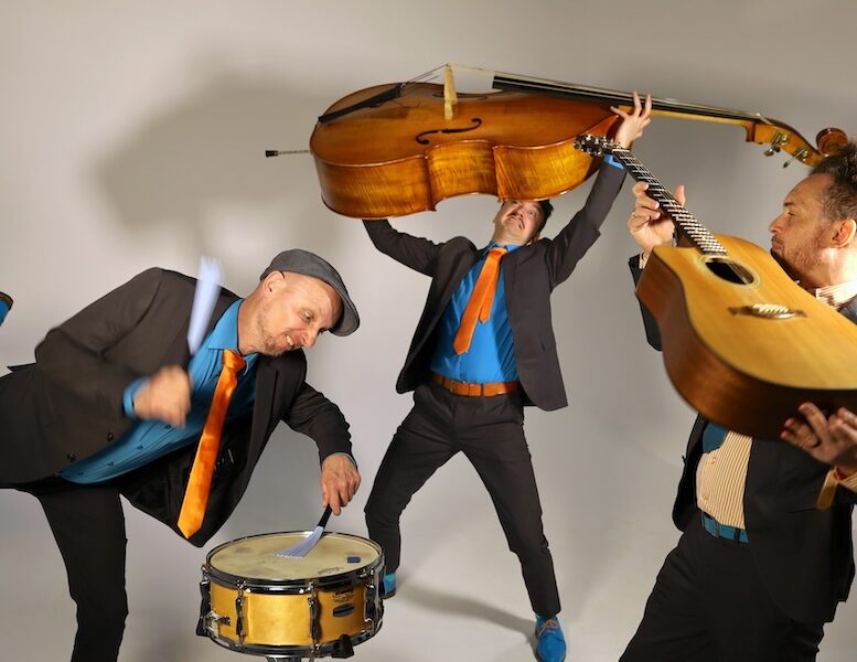 Moon About goes nuts Moon About goes nuts